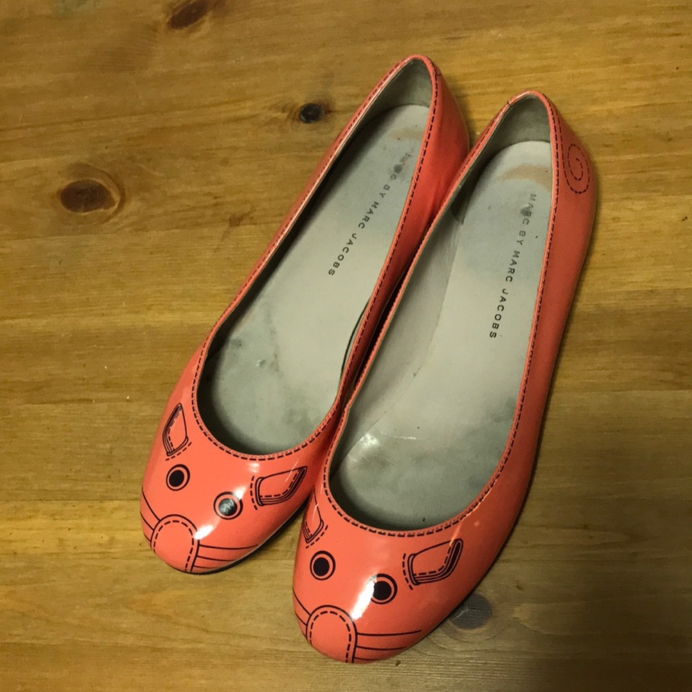 Marc Jacobs Patent Leather Mouse Flats in Coral